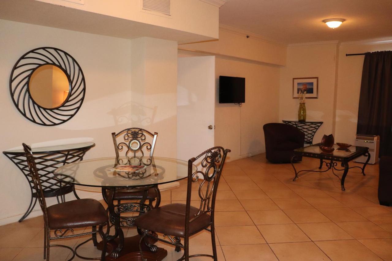 On Hollywood Beach - Affordable Two Bedrooms Sleeps 6 With Two Bathrooms Данія-Біч Екстер'єр фото